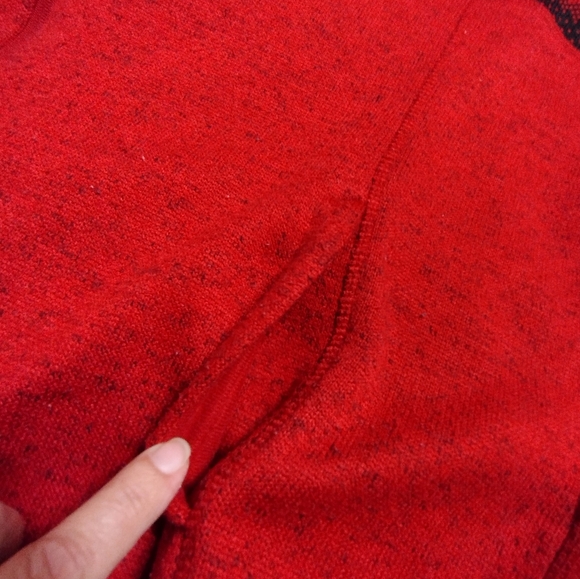EUC Red and Black holiday sweater jacket with zipper Size 3X - Picture 6 of 6